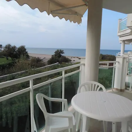 Les Portelles Del Mar 1ª Linea Playa Apartment *