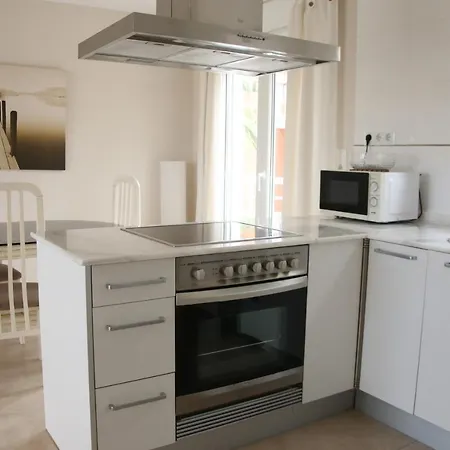 Les Portelles Del Mar 1ª Línea Playa Apartamento *